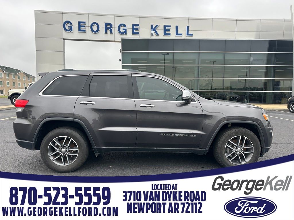 Gray (Granite Crystal Metallic Clearcoat) 2018 Jeep Grand Cherokee Limited SUV / Crossover 4X2 8-Speed Automatic