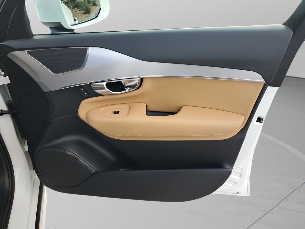 Used Car 2018 Volvo Xc90  T6 Momentum For Sale Under $15,000 In Austin, Texas