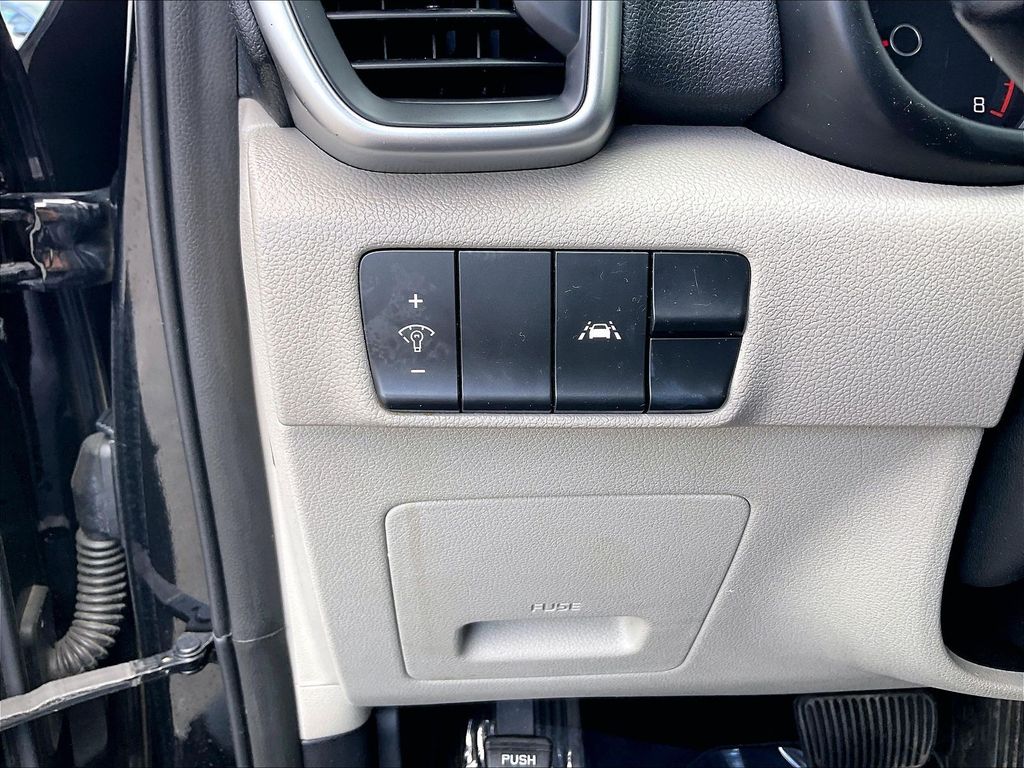 2020 Kia Sportage — photo 25