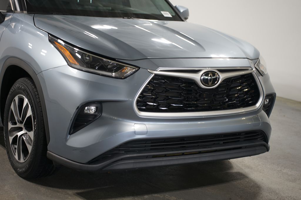 2021 Toyota Highlander XLE 4