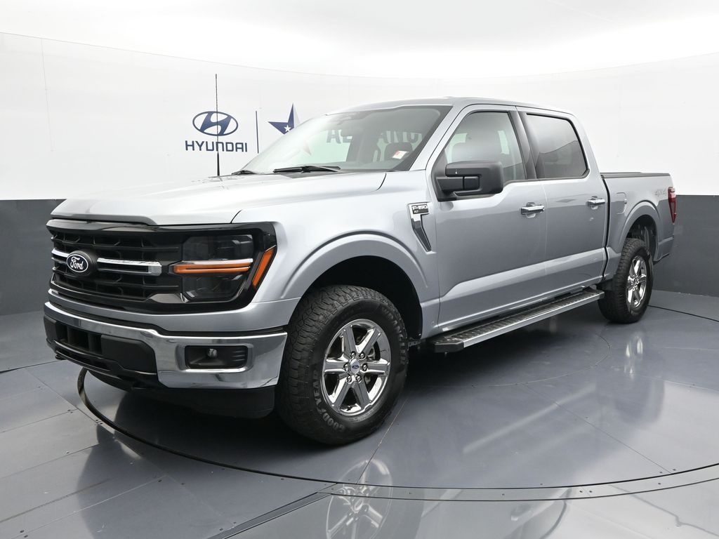 Silver Metallic 2025 Ford F-150 XLT SuperCrew 4WD Pickup Truck Four-Wheel Drive Automatic