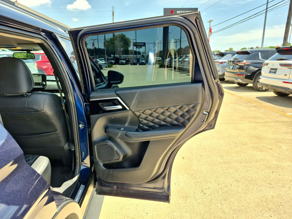 2022 Mitsubishi Outlander SEL Blue at Bayway Cadillac of The Woodlands