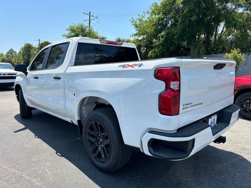 2024 Chevrolet Silverado 1500 Custom 6