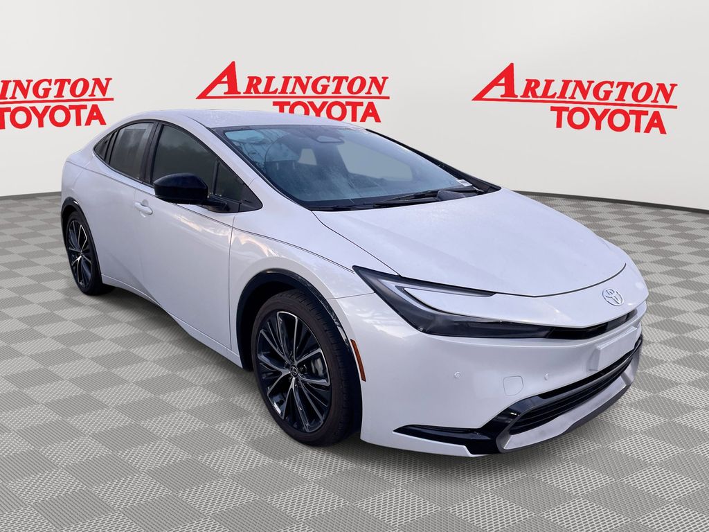 2025 Toyota Prius XLE's photo