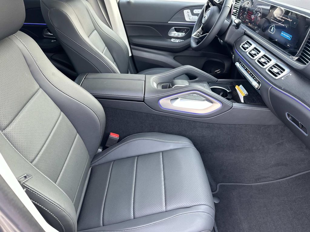 Thumbnail: 2026 Mercedes-Benz GLE - 20