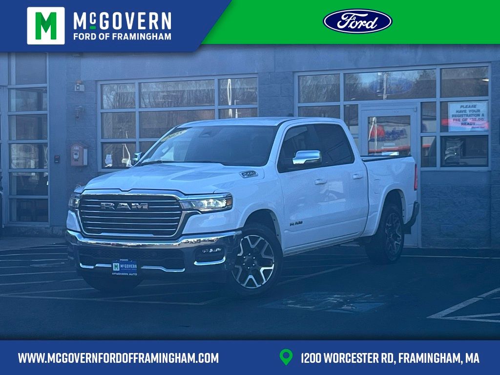 2025 RAM 1500 Laramie Crew Cab 4WD