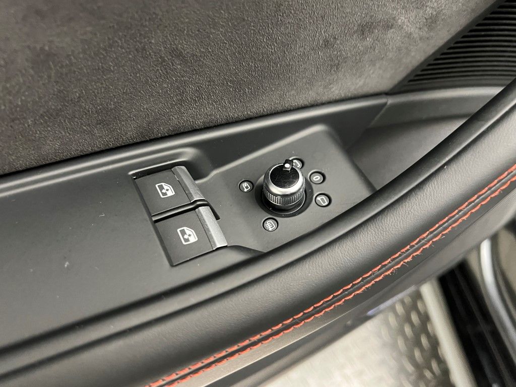 Thumbnail: 2018 Audi RS 5 - 23