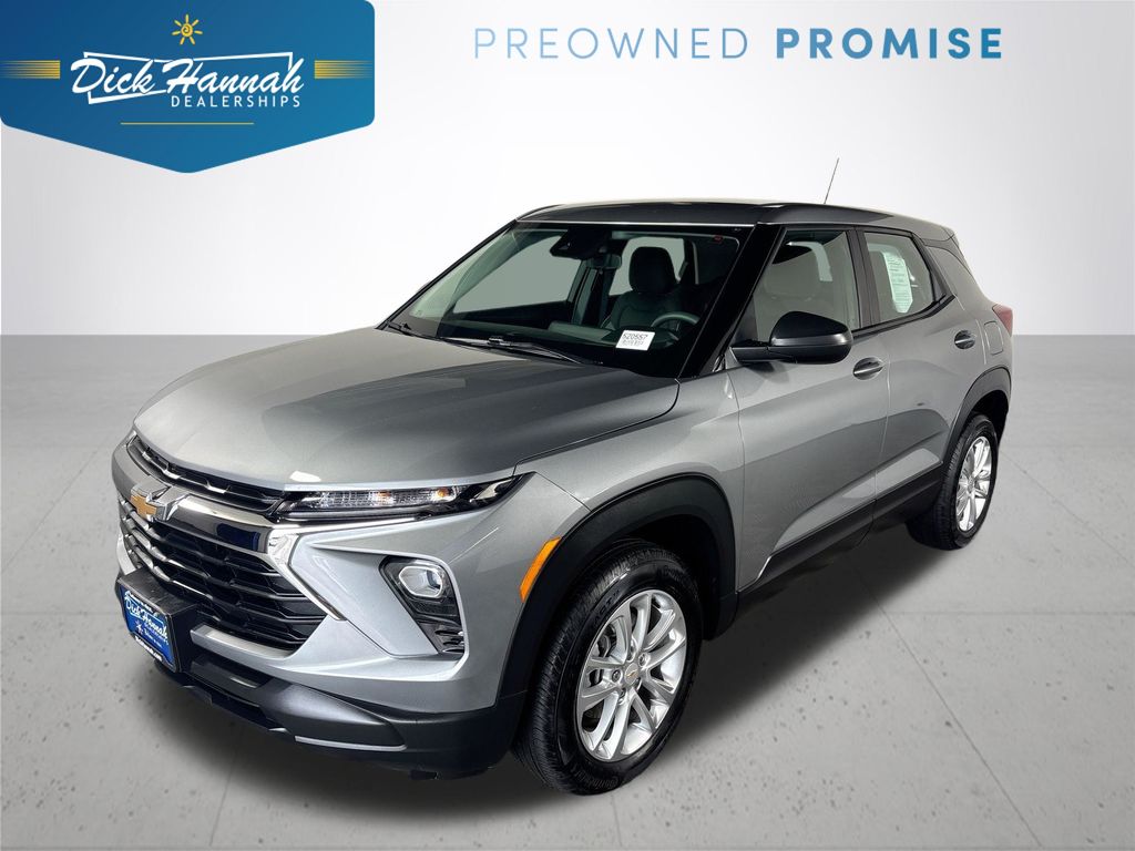 Sterling Gray Metallic 2026 Chevrolet Trailblazer SUV / Crossover Four-Wheel Drive 9-Speed Automatic