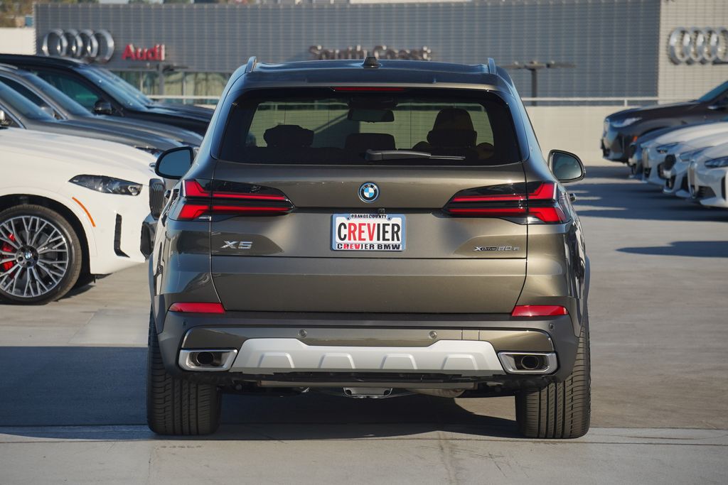 2025 BMW X5 xDrive50e 7