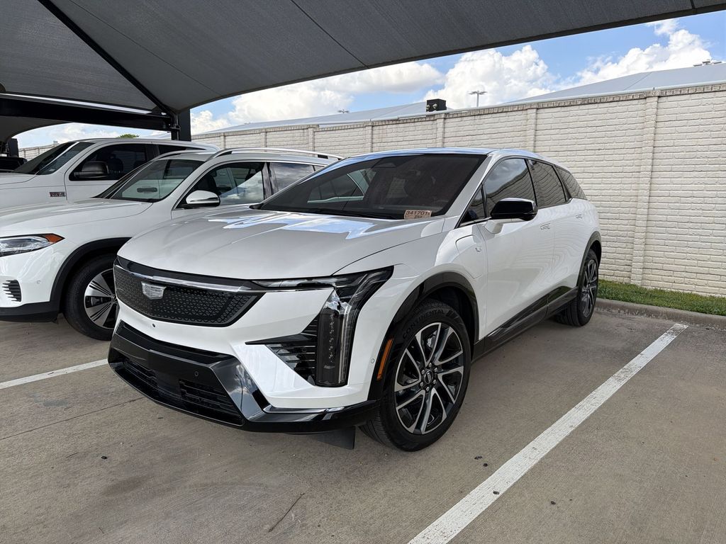 Crystal White Tricoat 2025 Cadillac OPTIQ Sport 1 AWD SUV / Crossover All-Wheel Drive 1-Speed Automatic