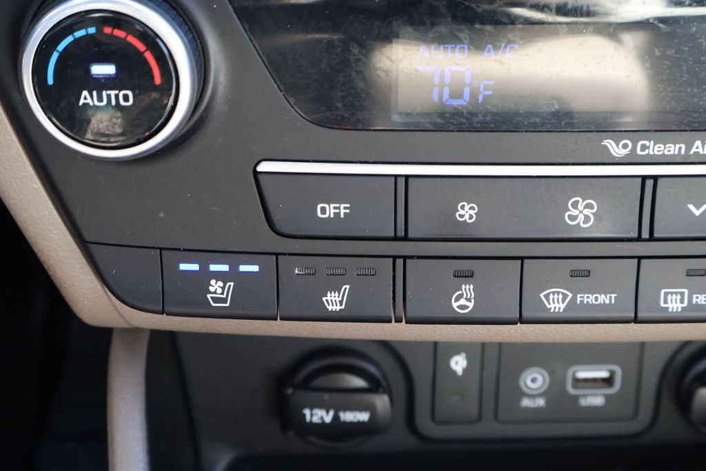 Thumbnail: 2019 Hyundai Tucson - 18