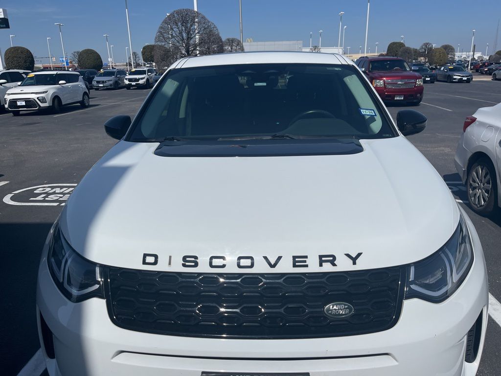 Thumbnail: 2022 Land Rover Discovery Sport - 2