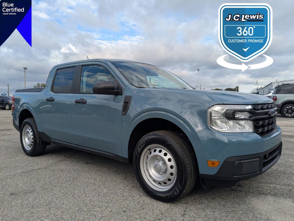 2022 Ford Maverick XL