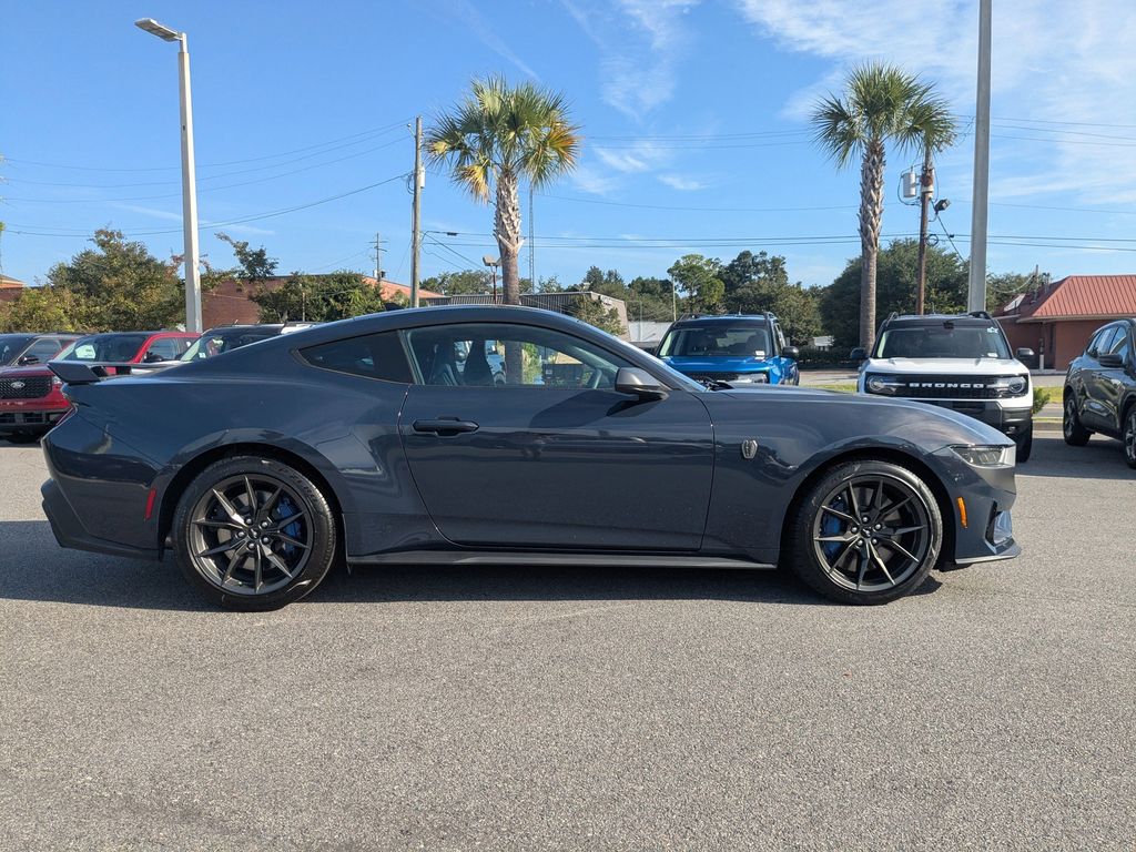 2025 Ford Mustang Dark Horse Fastback