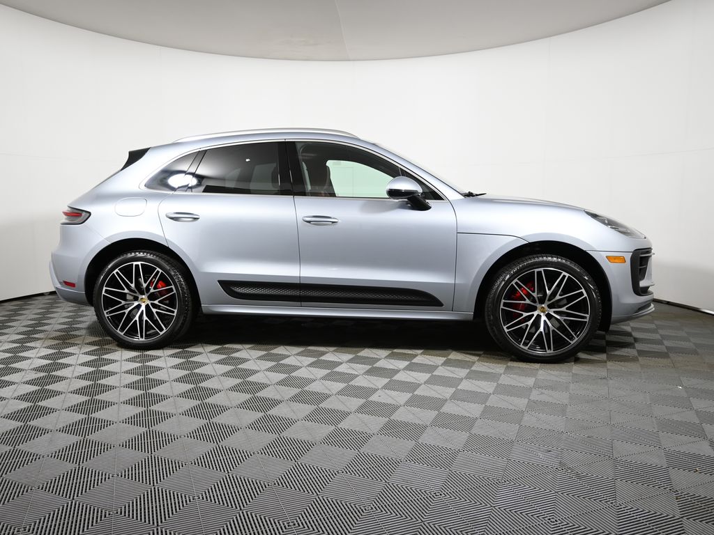 Thumbnail: 2025 Porsche Macan - 8