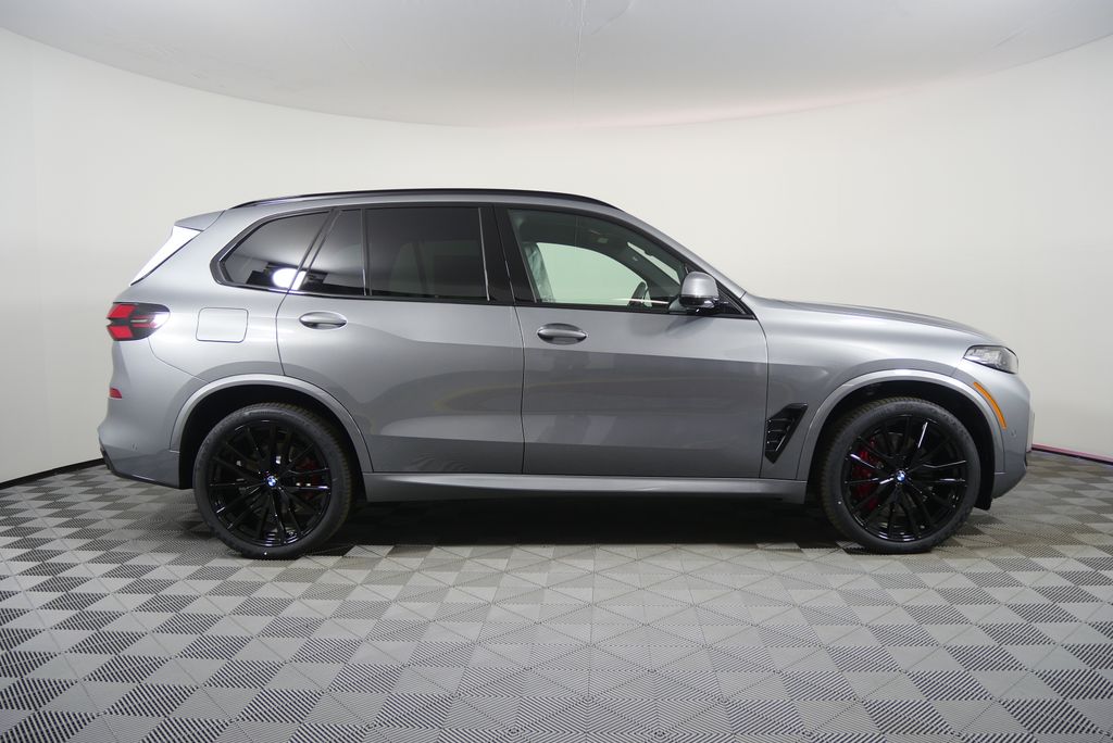 Thumbnail: 2026 BMW X5 - 2