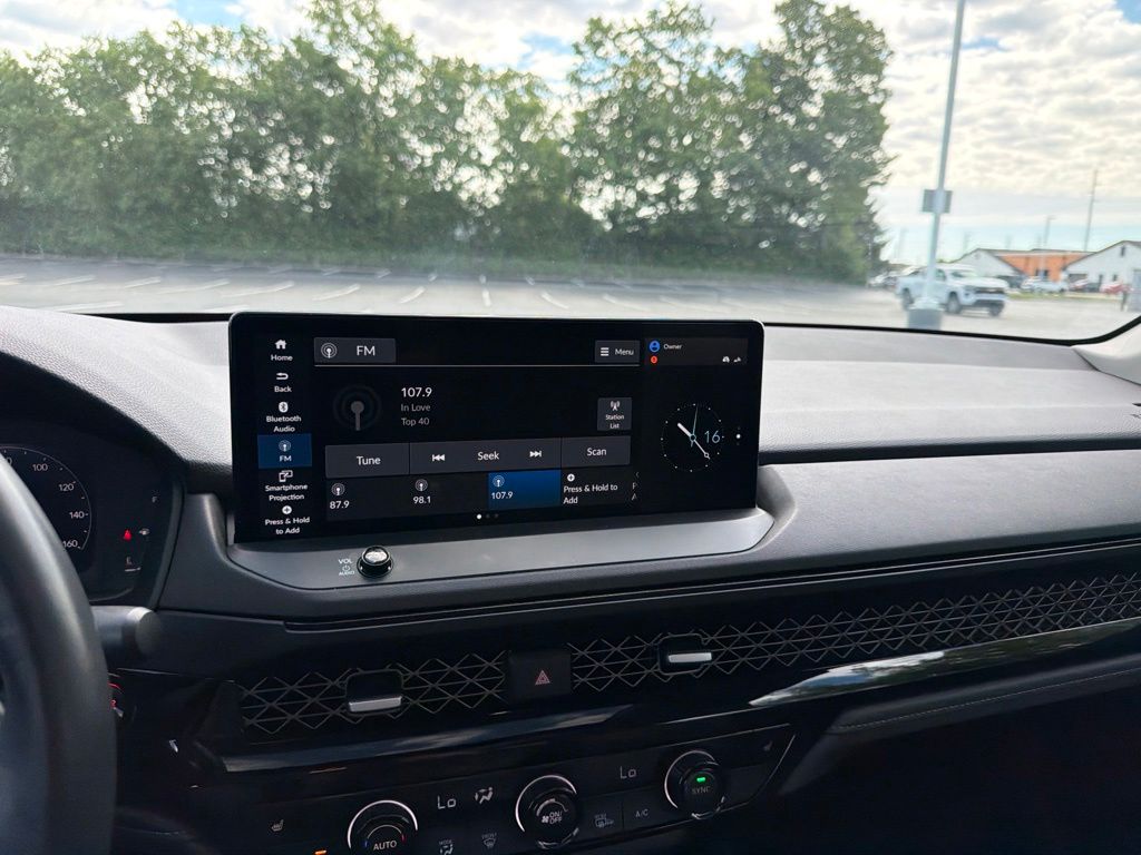 Thumbnail: 2024 Honda Accord - 15