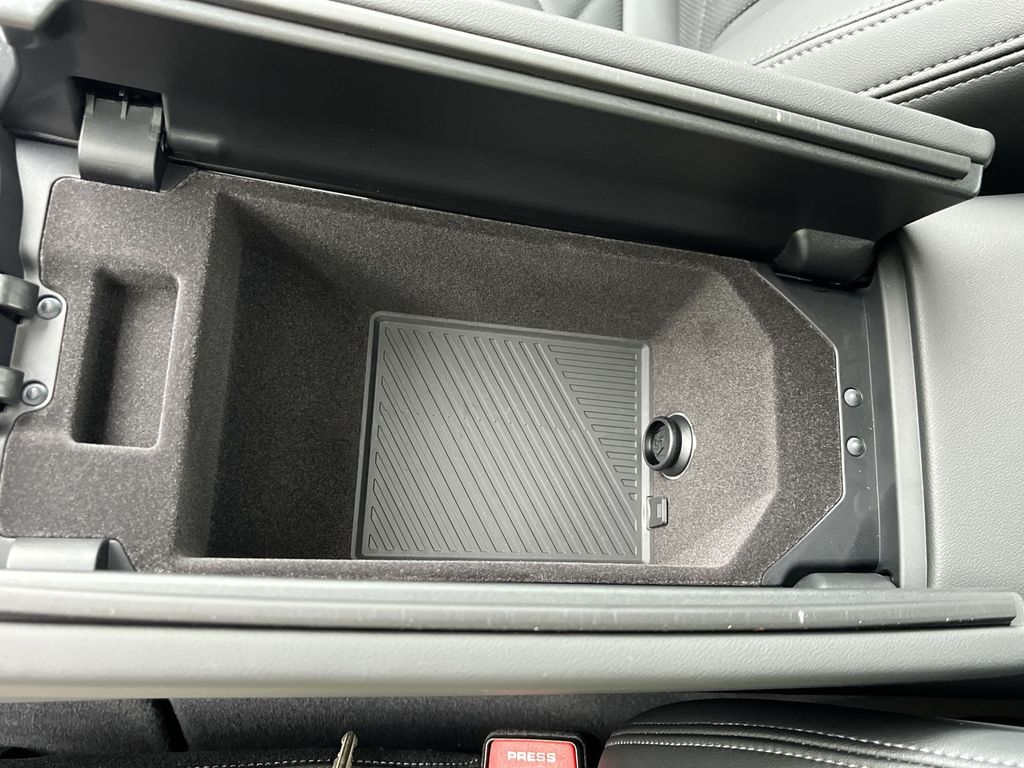 Thumbnail: 2026 BMW 5 Series - 21