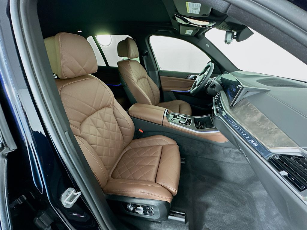 Thumbnail: 2024 BMW X5 - 28