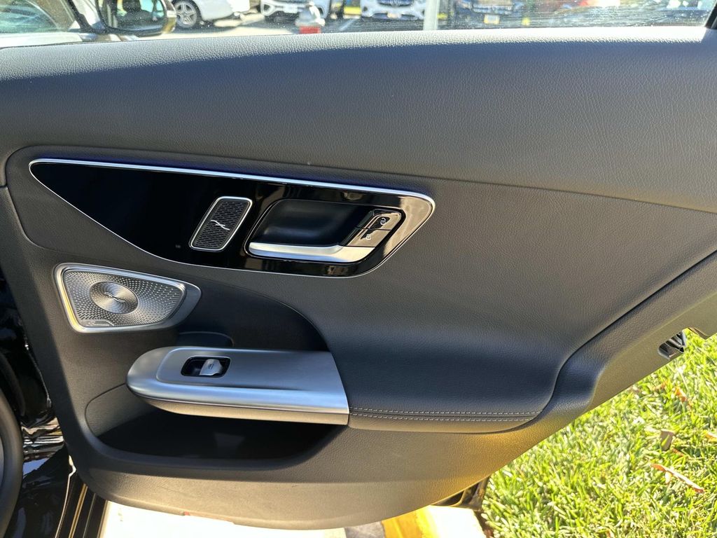 Thumbnail: 2025 Mercedes-Benz C-Class - 24