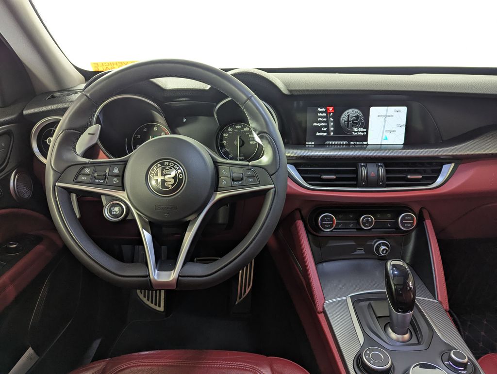 2018 Alfa Rosso Alfa Romeo Stelvio Base AWD SUV