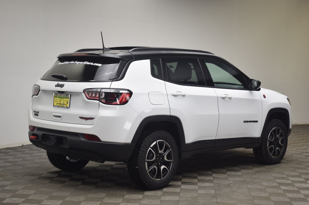 new 2026 Jeep Compass car, priced at $37,675