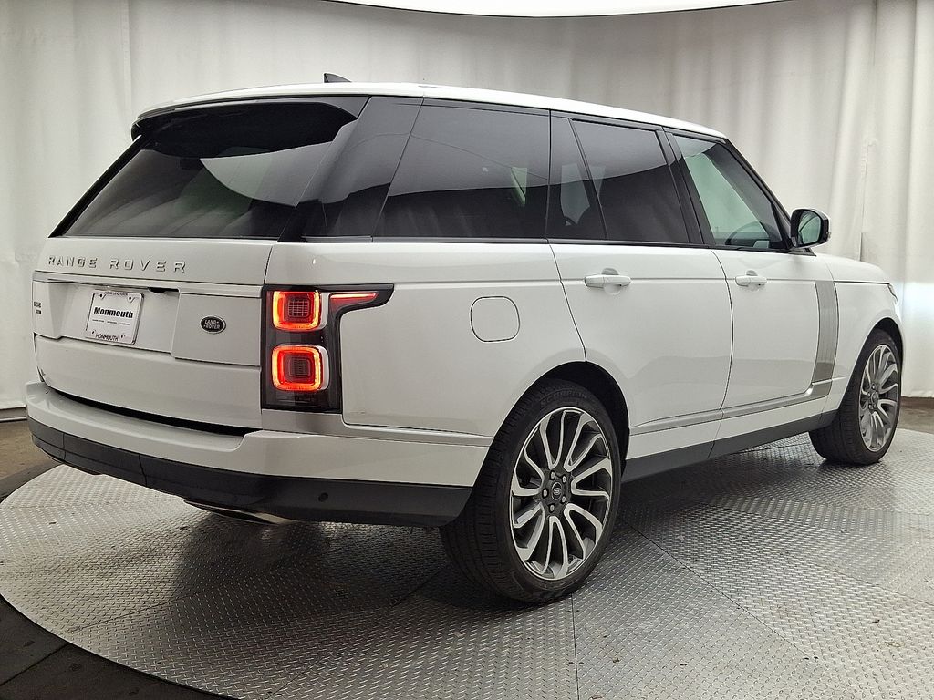 Thumbnail: 2021 Land Rover Range Rover - 4
