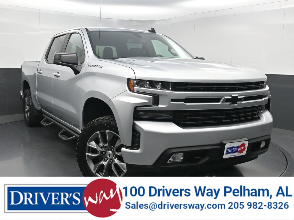 Silver Ice Metallic 2022 Chevrolet Silverado 1500 Pickup Truck Four-Wheel Drive Automatic