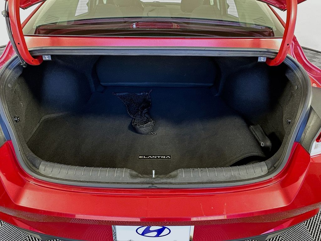 Thumbnail: 2023 Hyundai Elantra - 24