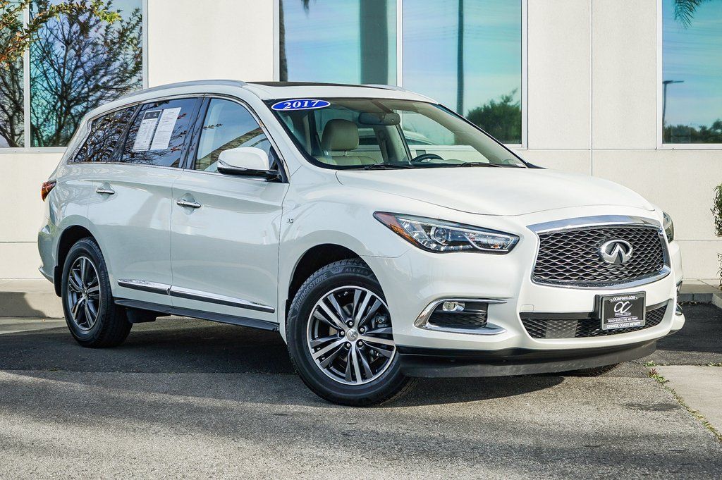 2017 INFINITI QX60 FWD