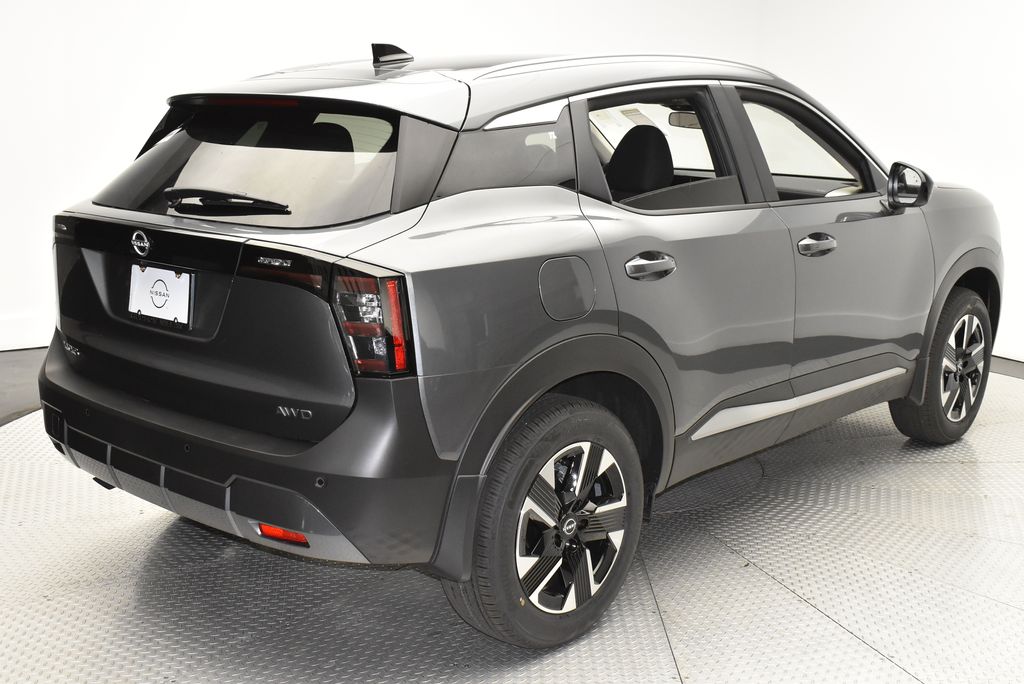 Thumbnail: 2026 Nissan Kicks - 5
