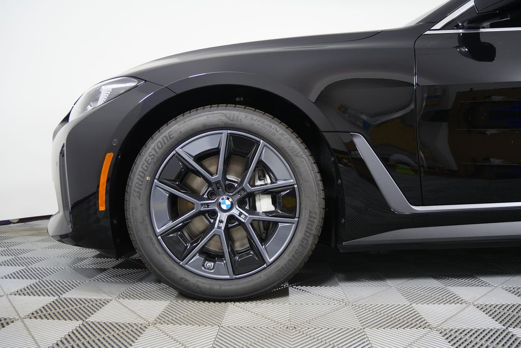 2025 BMW i4 eDrive40 7