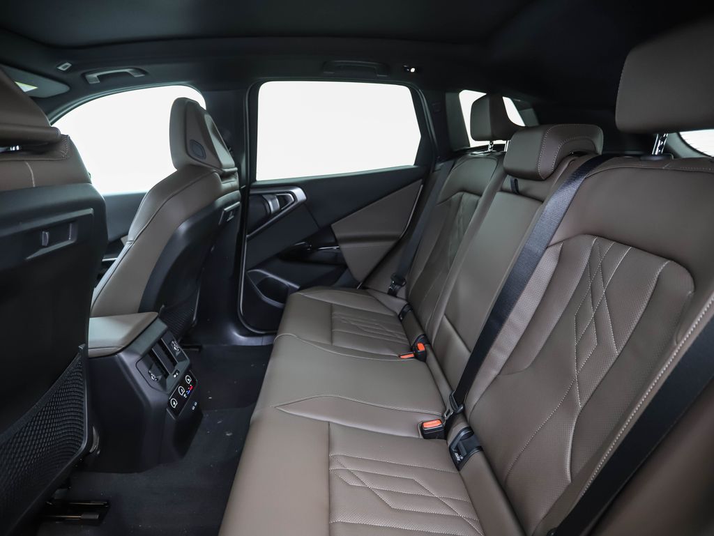 Thumbnail: 2026 BMW X3 - 22