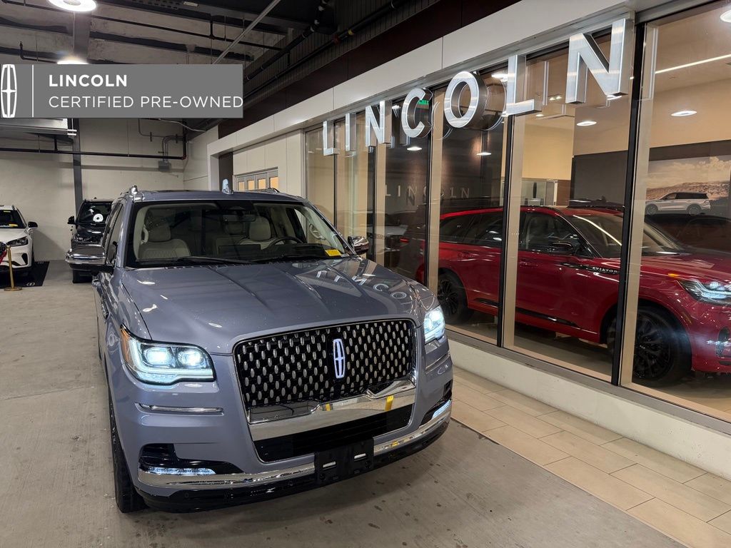 Crystal Blue Metallic 2022 Lincoln Navigator SUV / Crossover Four-Wheel Drive Automatic