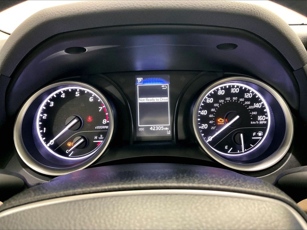 2021 Toyota Camry — photo 24
