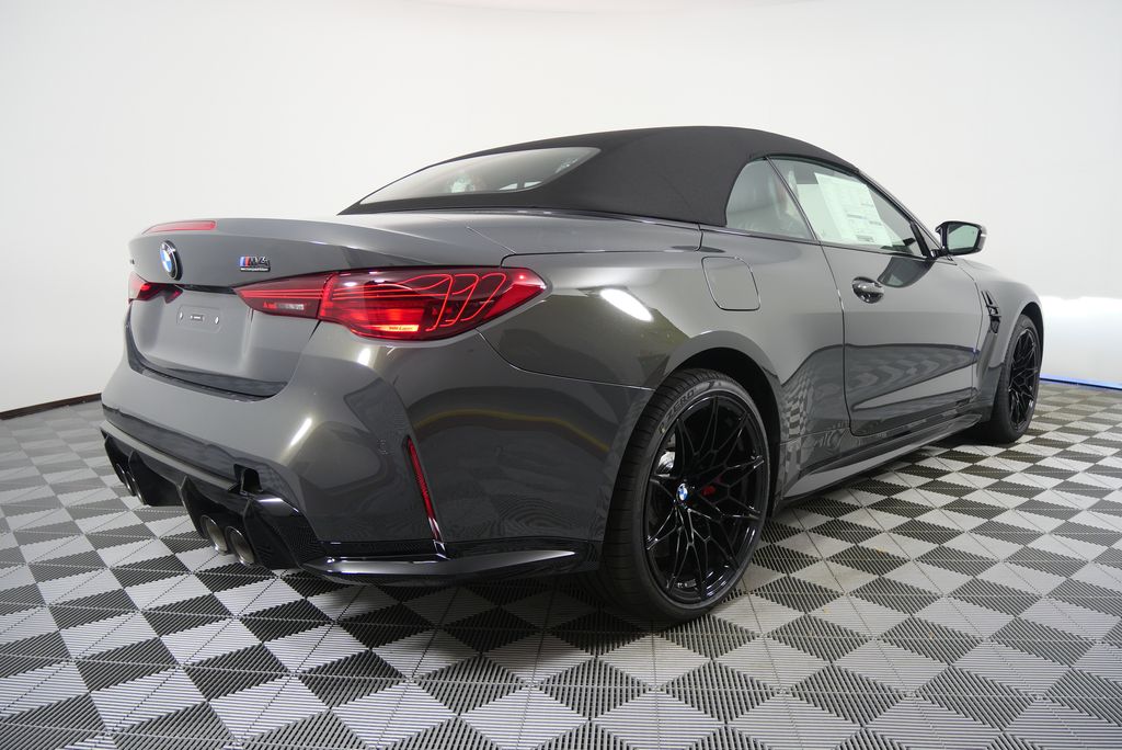 Thumbnail: 2026 BMW M4 - 3