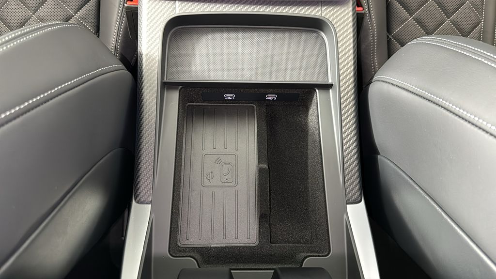 Thumbnail: 2024 Audi SQ8 - 21