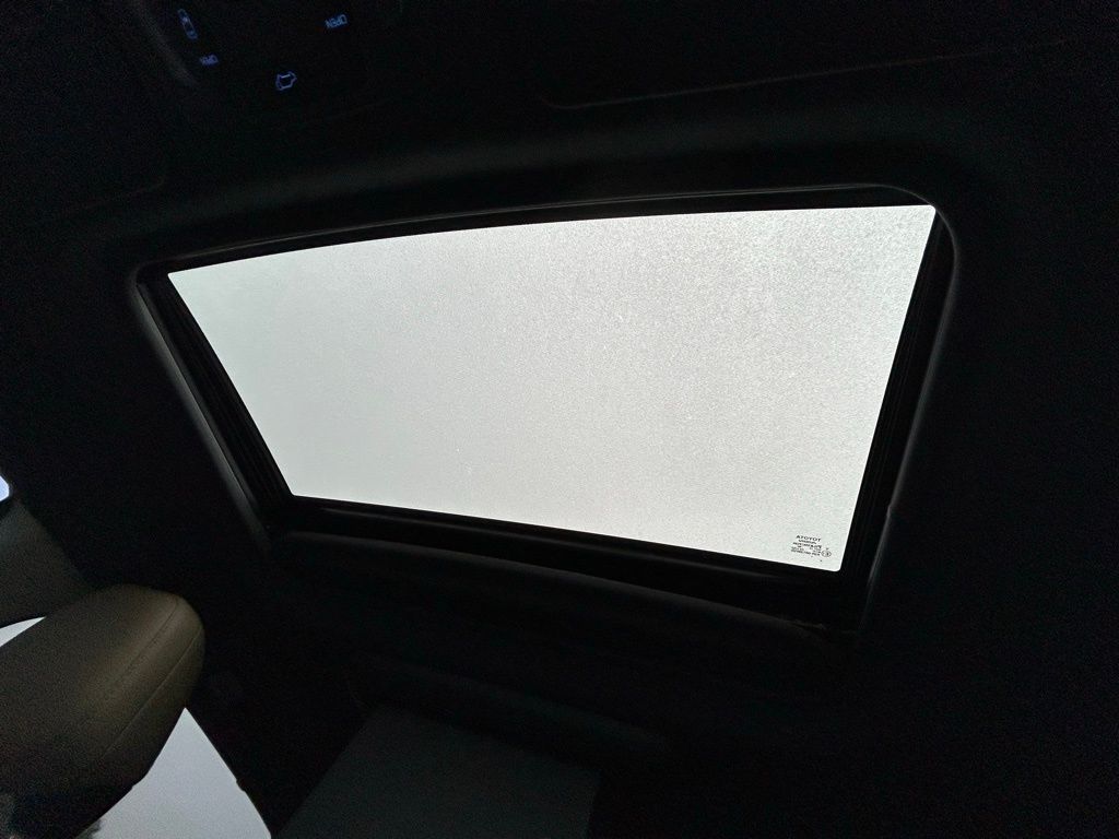 Thumbnail: 2021 Toyota Sienna - 32