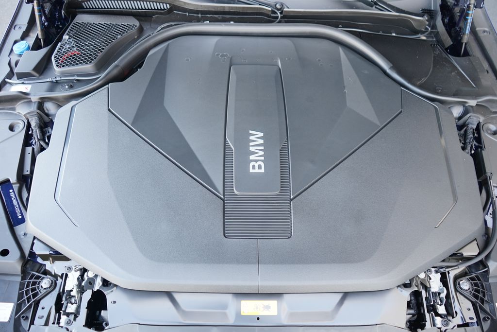 Thumbnail: 2026 BMW i5 - 21