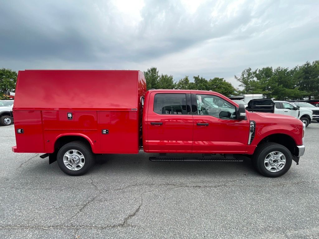 2026 Ford F-350 Chassis XLT