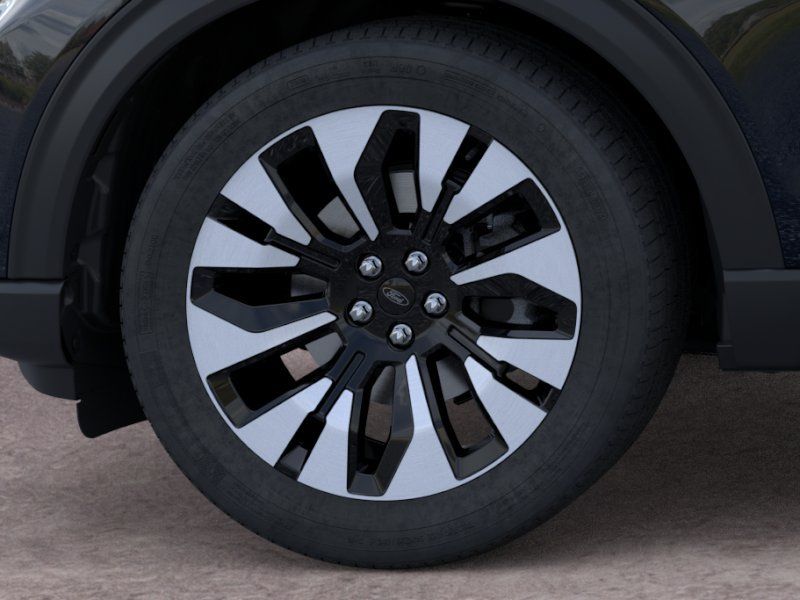 New 2026 Agate Black Metallic Ford Platinum™ image 19