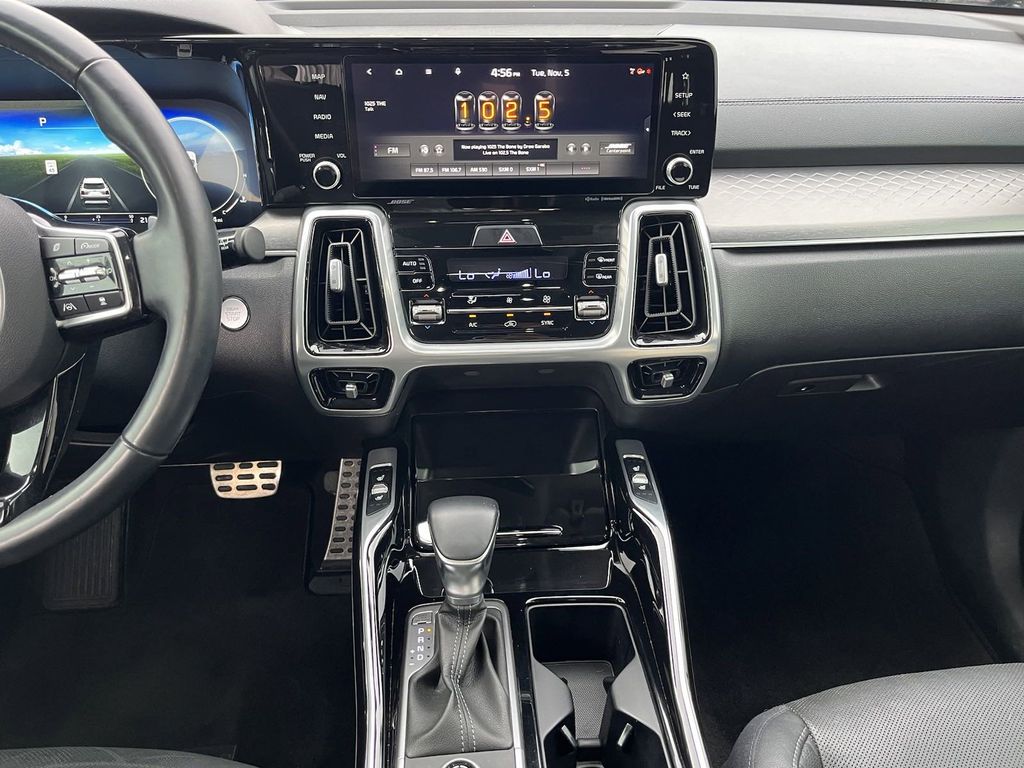 2021 Kia Sorento SX-Prestige 24