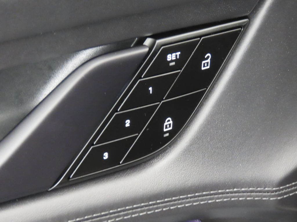 Thumbnail: 2024 Porsche Taycan - 32