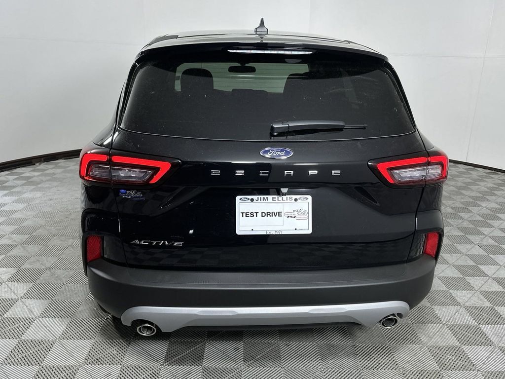 2024 Ford Escape Plug-In Hybrid 5