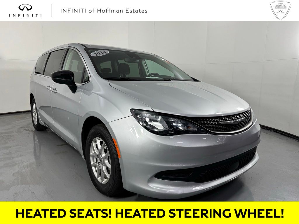 Silver Mist Clearcoat 2024 Chrysler Voyager LX FWD Minivan Front-Wheel Drive 9-Speed Automatic