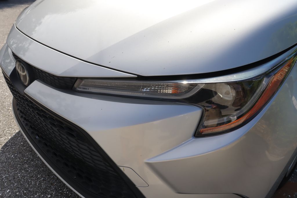 Thumbnail: 2022 Toyota Corolla - 3