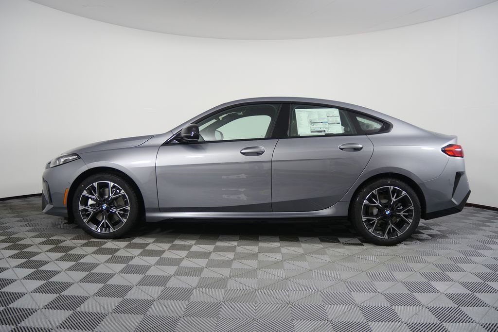 Thumbnail: 2026 BMW 2 Series - 6