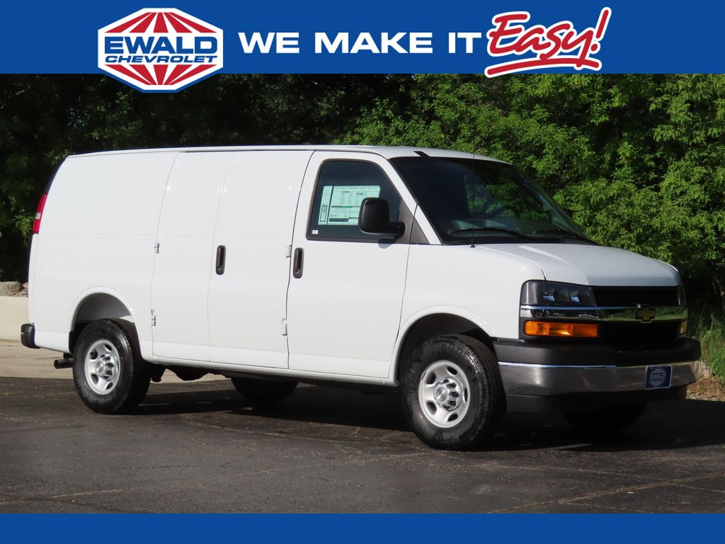 2026 Chevrolet Express 2500 Work Van 