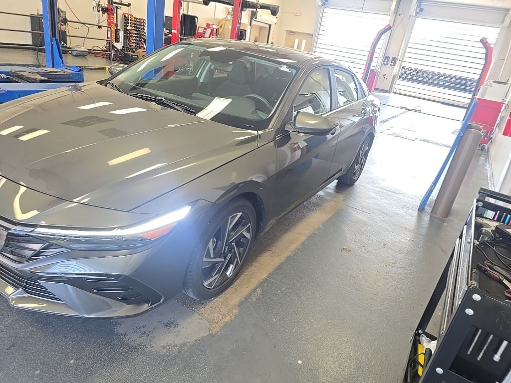 2025 Hyundai Elantra