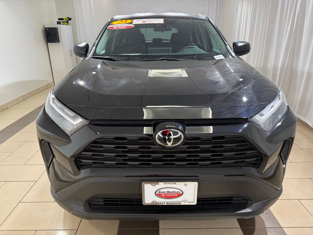 Thumbnail: 2023 Toyota RAV4 - 8